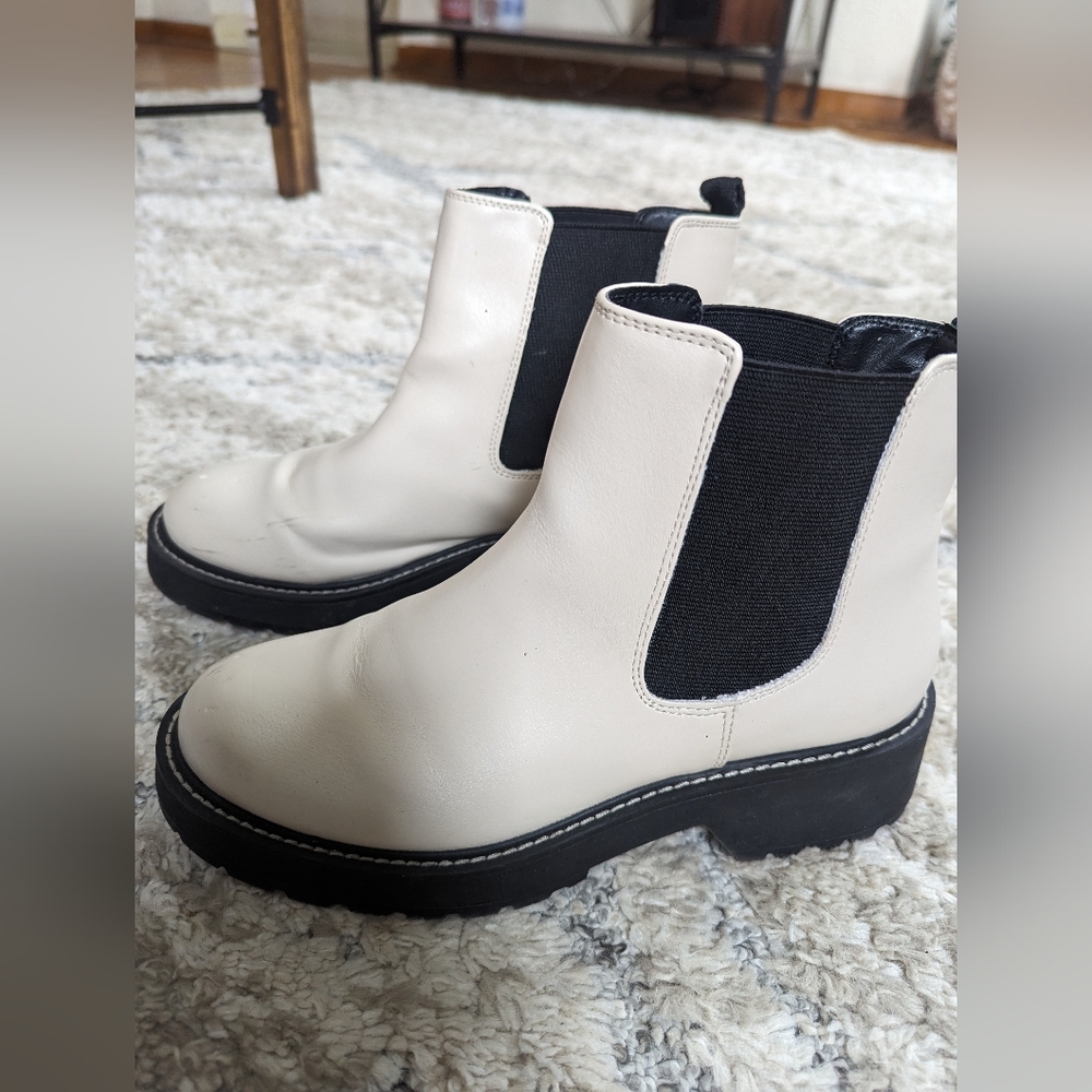 Chelsea Boot